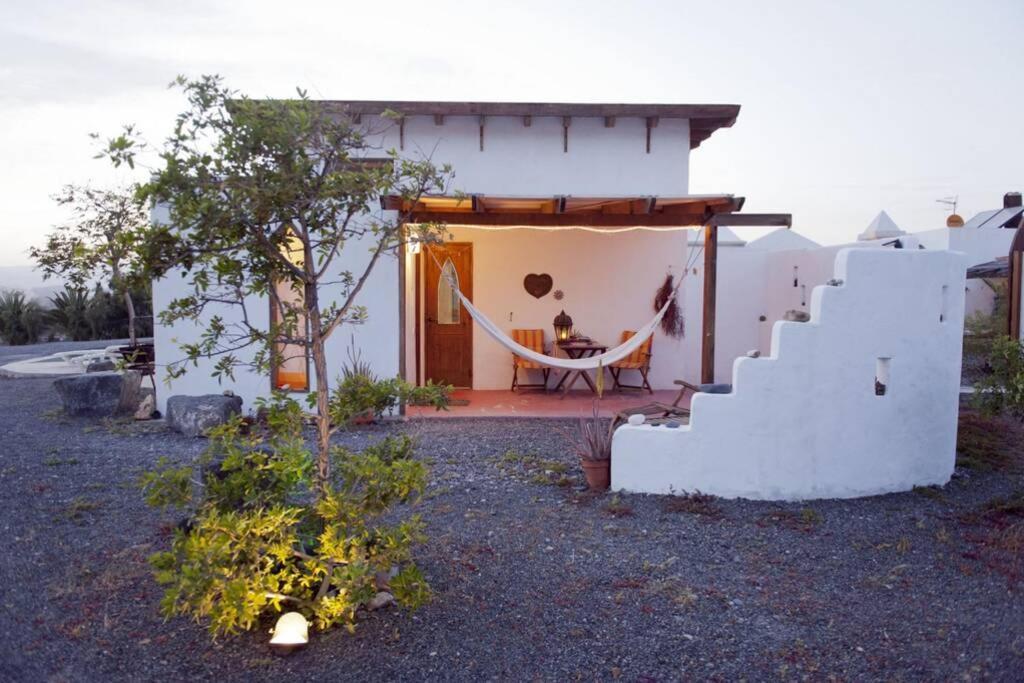 Romantica Fuego - Eco Retreat Finca Artis Tirma Tarajalejo Dış mekan fotoğraf